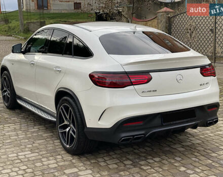 Белый Мерседес GLE-Class Coupe, объемом двигателя 3 л и пробегом 76 тыс. км за 60000 $, фото 4 на Automoto.ua
