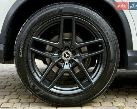 Белый Мерседес GLE-Class Coupe, объемом двигателя 3 л и пробегом 91 тыс. км за 44000 $, фото 19 на Automoto.ua