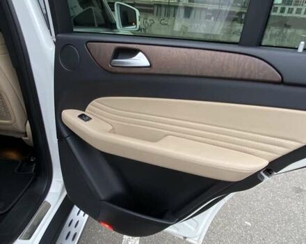 Білий Мерседес GLE-Class Coupe, об'ємом двигуна 3 л та пробігом 41 тис. км за 42550 $, фото 26 на Automoto.ua