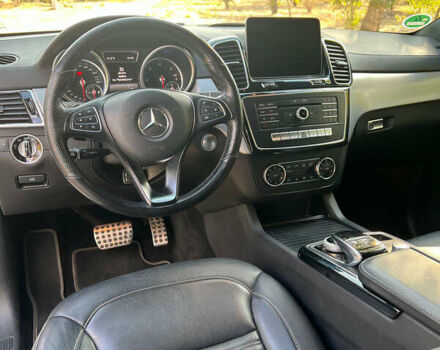 Белый Мерседес GLE-Class Coupe, объемом двигателя 3 л и пробегом 140 тыс. км за 46999 $, фото 27 на Automoto.ua