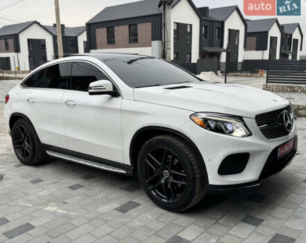 Белый Мерседес GLE-Class Coupe, объемом двигателя 2.99 л и пробегом 154 тыс. км за 42500 $, фото 15 на Automoto.ua