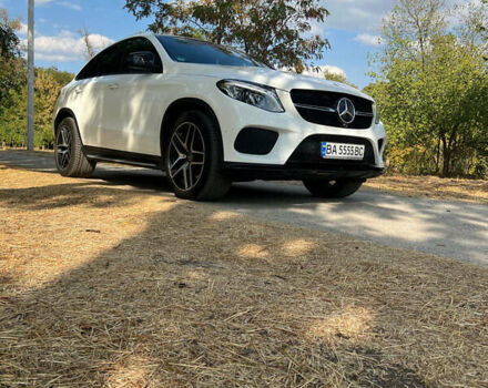 Белый Мерседес GLE-Class Coupe, объемом двигателя 3 л и пробегом 140 тыс. км за 46999 $, фото 6 на Automoto.ua