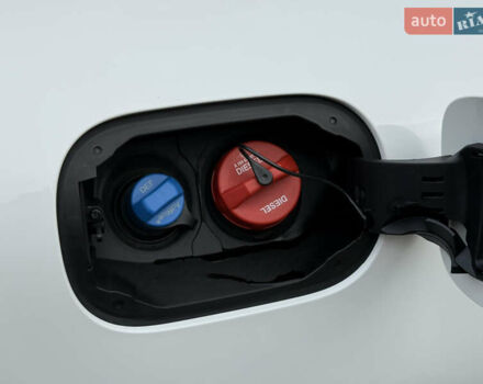 Белый Мерседес GLE-Class Coupe, объемом двигателя 3 л и пробегом 91 тыс. км за 44000 $, фото 91 на Automoto.ua