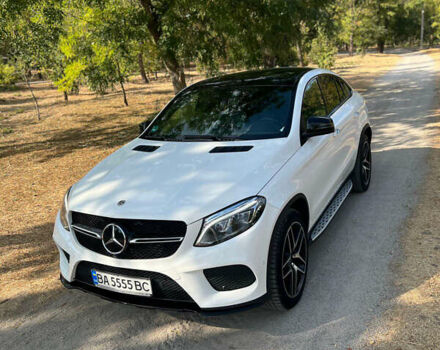 Белый Мерседес GLE-Class Coupe, объемом двигателя 3 л и пробегом 140 тыс. км за 46999 $, фото 2 на Automoto.ua
