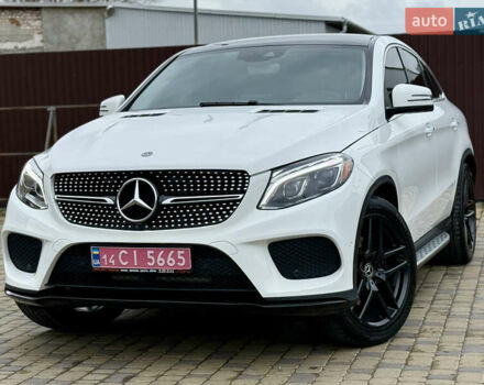 Белый Мерседес GLE-Class Coupe, объемом двигателя 3 л и пробегом 91 тыс. км за 44000 $, фото 4 на Automoto.ua