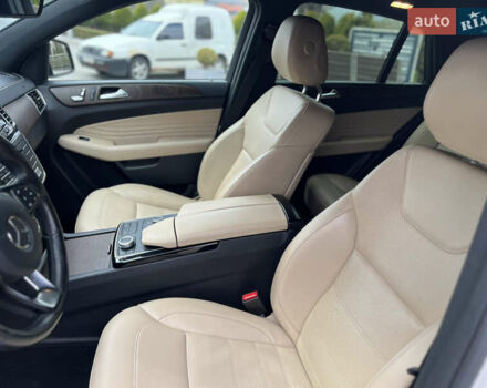 Белый Мерседес GLE-Class Coupe, объемом двигателя 2.99 л и пробегом 152 тыс. км за 41500 $, фото 16 на Automoto.ua