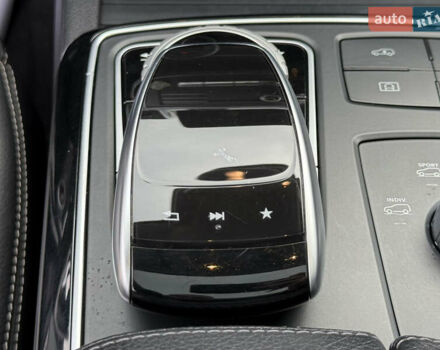 Белый Мерседес GLE-Class Coupe, объемом двигателя 3 л и пробегом 91 тыс. км за 44000 $, фото 73 на Automoto.ua