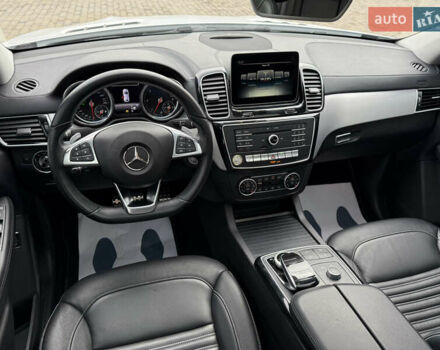 Белый Мерседес GLE-Class Coupe, объемом двигателя 2.99 л и пробегом 154 тыс. км за 42500 $, фото 31 на Automoto.ua