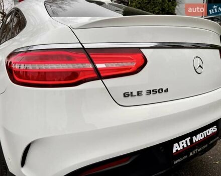 Белый Мерседес GLE-Class Coupe, объемом двигателя 2.99 л и пробегом 84 тыс. км за 47999 $, фото 13 на Automoto.ua