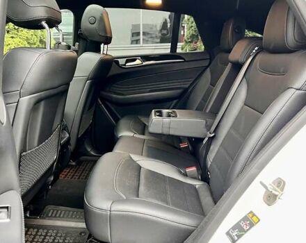 Белый Мерседес GLE-Class Coupe, объемом двигателя 2.99 л и пробегом 84 тыс. км за 47999 $, фото 27 на Automoto.ua