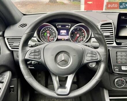 Белый Мерседес GLE-Class Coupe, объемом двигателя 2.99 л и пробегом 84 тыс. км за 47999 $, фото 33 на Automoto.ua