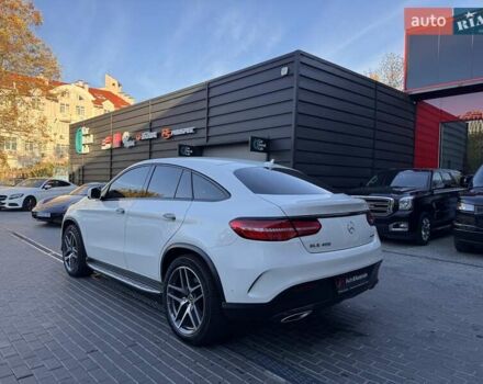 Білий Мерседес GLE-Class Coupe, об'ємом двигуна 3 л та пробігом 68 тис. км за 47900 $, фото 4 на Automoto.ua