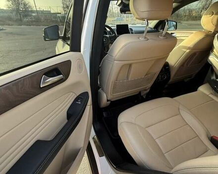 Белый Мерседес GLE-Class Coupe, объемом двигателя 3 л и пробегом 58 тыс. км за 47500 $, фото 6 на Automoto.ua