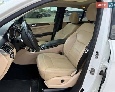Белый Мерседес GLE-Class Coupe, объемом двигателя 2.99 л и пробегом 121 тыс. км за 44700 $, фото 17 на Automoto.ua