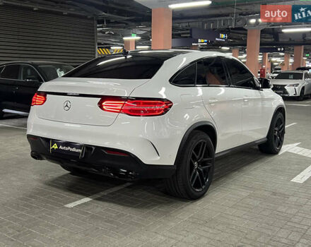 Белый Мерседес GLE-Class Coupe, объемом двигателя 2.99 л и пробегом 124 тыс. км за 47900 $, фото 13 на Automoto.ua