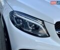 Белый Мерседес GLE-Class Coupe, объемом двигателя 3 л и пробегом 35 тыс. км за 51000 $, фото 16 на Automoto.ua