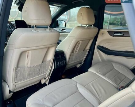 Білий Мерседес GLE-Class Coupe, об'ємом двигуна 3 л та пробігом 35 тис. км за 48999 $, фото 27 на Automoto.ua