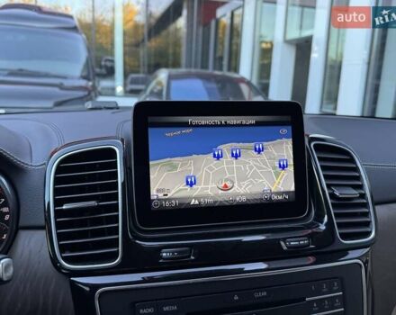 Білий Мерседес GLE-Class Coupe, об'ємом двигуна 3 л та пробігом 68 тис. км за 47900 $, фото 18 на Automoto.ua