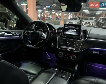 Белый Мерседес GLE-Class Coupe, объемом двигателя 2.99 л и пробегом 124 тыс. км за 47900 $, фото 37 на Automoto.ua