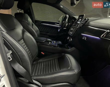 Белый Мерседес GLE-Class Coupe, объемом двигателя 2.99 л и пробегом 124 тыс. км за 47900 $, фото 35 на Automoto.ua