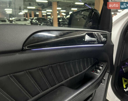 Белый Мерседес GLE-Class Coupe, объемом двигателя 2.99 л и пробегом 124 тыс. км за 47900 $, фото 18 на Automoto.ua