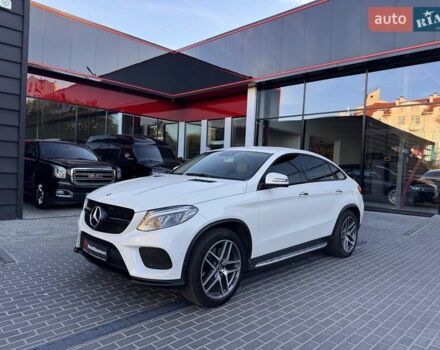Білий Мерседес GLE-Class Coupe, об'ємом двигуна 3 л та пробігом 68 тис. км за 47900 $, фото 2 на Automoto.ua