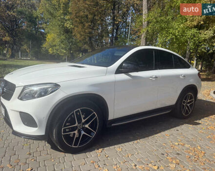 Белый Мерседес GLE-Class Coupe, объемом двигателя 3 л и пробегом 154 тыс. км за 40500 $, фото 10 на Automoto.ua