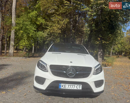 Белый Мерседес GLE-Class Coupe, объемом двигателя 3 л и пробегом 154 тыс. км за 40500 $, фото 11 на Automoto.ua