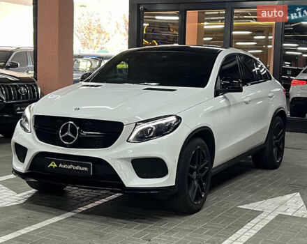 Белый Мерседес GLE-Class Coupe, объемом двигателя 2.99 л и пробегом 124 тыс. км за 47900 $, фото 8 на Automoto.ua