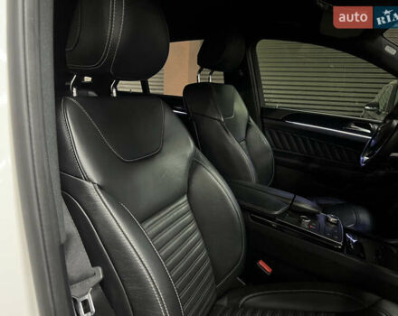 Белый Мерседес GLE-Class Coupe, объемом двигателя 2.99 л и пробегом 124 тыс. км за 47900 $, фото 36 на Automoto.ua