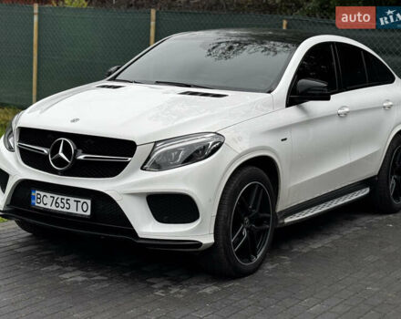Белый Мерседес GLE-Class Coupe, объемом двигателя 2.99 л и пробегом 144 тыс. км за 45000 $, фото 2 на Automoto.ua