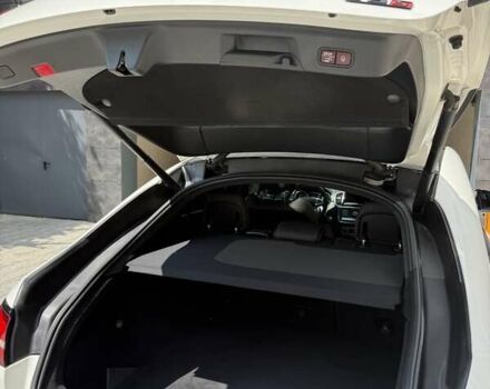 Белый Мерседес GLE-Class Coupe, объемом двигателя 5.46 л и пробегом 99 тыс. км за 57999 $, фото 42 на Automoto.ua