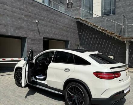 Белый Мерседес GLE-Class Coupe, объемом двигателя 5.46 л и пробегом 99 тыс. км за 57999 $, фото 46 на Automoto.ua