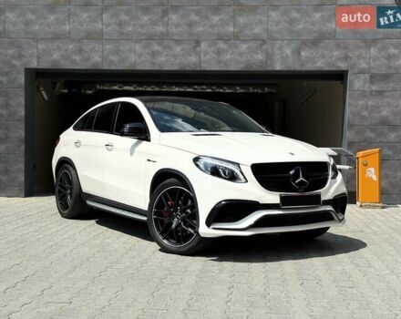Белый Мерседес GLE-Class Coupe, объемом двигателя 5.46 л и пробегом 99 тыс. км за 57999 $, фото 3 на Automoto.ua