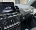 Белый Мерседес GLE-Class Coupe, объемом двигателя 5.46 л и пробегом 99 тыс. км за 57999 $, фото 44 на Automoto.ua