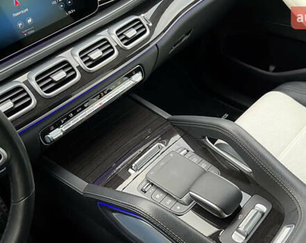 Белый Мерседес GLE-Class Coupe, объемом двигателя 2.93 л и пробегом 90 тыс. км за 77500 $, фото 36 на Automoto.ua