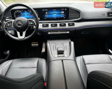 Мерседес GLE-Class Coupe 2020 в Киеве на Automoto.ua Белый Мерседес GLE-Class Coupe, объемом двигателя 3 л и пробегом 97 тыс. км за 76000 $, фото 7 на Automoto.ua