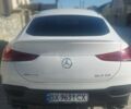 Белый Мерседес GLE-Class Coupe, объемом двигателя 3 л и пробегом 150 тыс. км за 70100 $, фото 2 на Automoto.ua