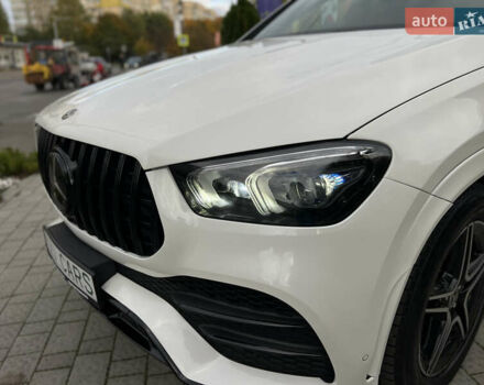 Белый Мерседес GLE-Class Coupe, объемом двигателя 2.93 л и пробегом 90 тыс. км за 77500 $, фото 10 на Automoto.ua