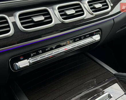 Белый Мерседес GLE-Class Coupe, объемом двигателя 2.93 л и пробегом 90 тыс. км за 77500 $, фото 18 на Automoto.ua