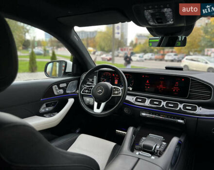 Белый Мерседес GLE-Class Coupe, объемом двигателя 2.93 л и пробегом 90 тыс. км за 77500 $, фото 45 на Automoto.ua