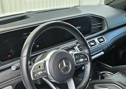 Белый Мерседес GLE-Class Coupe, объемом двигателя 2.93 л и пробегом 83 тыс. км за 71990 $, фото 1 на Automoto.ua