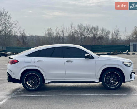 Білий Мерседес GLE-Class Coupe, об'ємом двигуна 1.95 л та пробігом 60 тис. км за 77000 $, фото 17 на Automoto.ua
