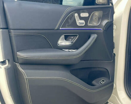 Білий Мерседес GLE-Class Coupe, об'ємом двигуна 1.95 л та пробігом 60 тис. км за 77000 $, фото 27 на Automoto.ua