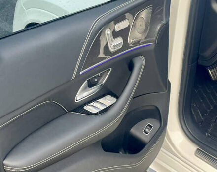 Білий Мерседес GLE-Class Coupe, об'ємом двигуна 1.95 л та пробігом 60 тис. км за 77000 $, фото 28 на Automoto.ua