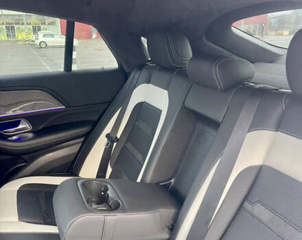 Білий Мерседес GLE-Class Coupe, об'ємом двигуна 1.95 л та пробігом 60 тис. км за 77000 $, фото 35 на Automoto.ua