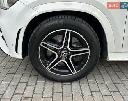 Белый Мерседес GLE-Class Coupe, объемом двигателя 2.93 л и пробегом 35 тыс. км за 83700 $, фото 27 на Automoto.ua