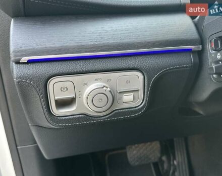 Белый Мерседес GLE-Class Coupe, объемом двигателя 2.93 л и пробегом 35 тыс. км за 83700 $, фото 46 на Automoto.ua