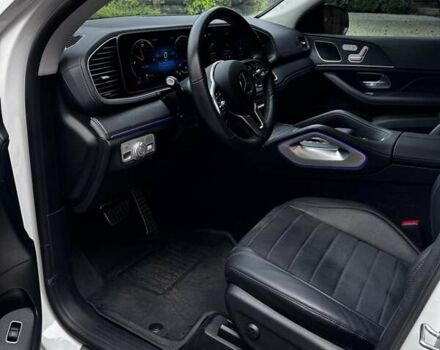 Белый Мерседес GLE-Class Coupe, объемом двигателя 1.95 л и пробегом 29 тыс. км за 90500 $, фото 25 на Automoto.ua