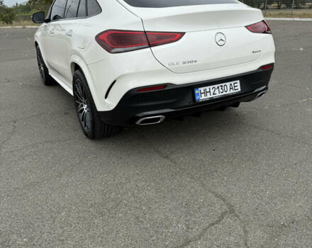 Білий Мерседес GLE-Class Coupe, об'ємом двигуна 2 л та пробігом 49 тис. км за 87500 $, фото 24 на Automoto.ua